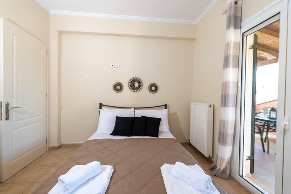 D&C Apartment Контокали Екстериор снимка
